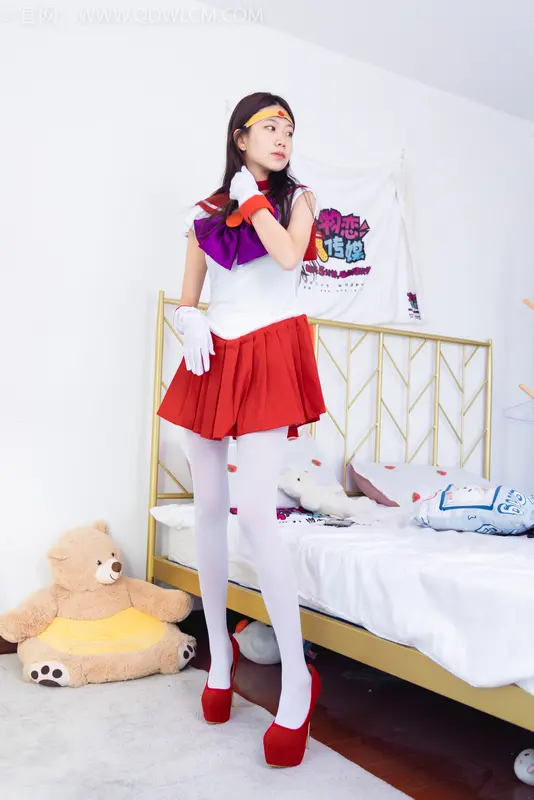 物恋传媒 NO.1445 纤纤-美少女战士 5